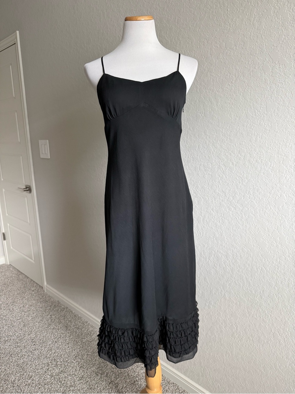 Ann Taylor LOFT Ruffle Hem Dress